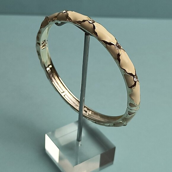 NORDSTROM Enamel Hinge Bangle Bracelet Clamper White Sea Silver Tone Rhinestone - Picture 2 of 5